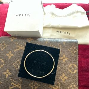 Mejuri 14k solid Gold bangle